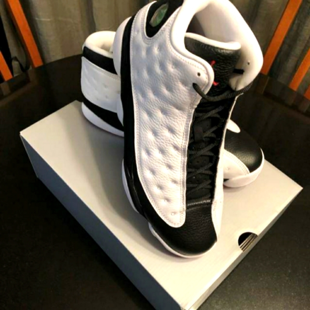 Jordan 13, size 10 black/white